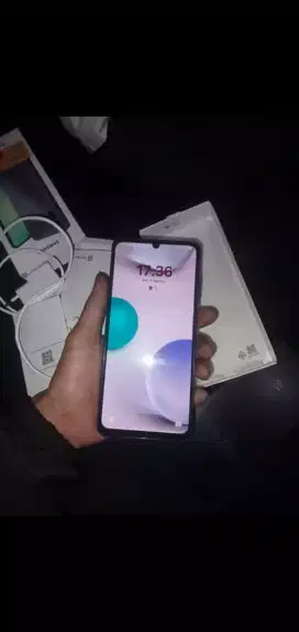 barang kali ada yang minat hp Samsung A06 4/128 nembe di anggo 3hari