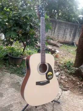 Gitar akustik elektrik cort