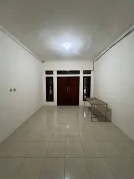 Sewa Rumah Batununggal siap huni