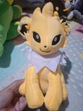 Boneka baru yang masih layak