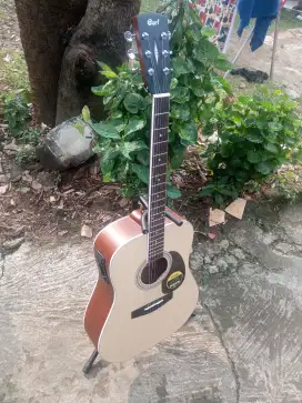 Gitar akustik elektrik cort