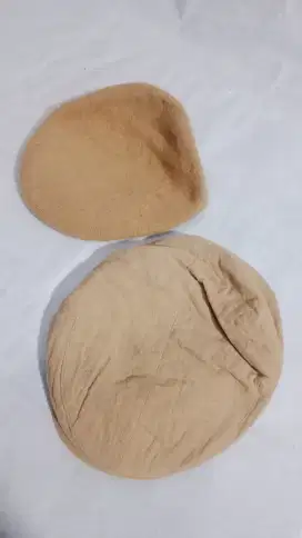 Sepasang Topi Pet Pria