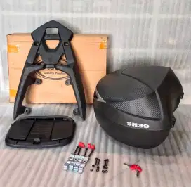 Yamaha NMAX old box motor MERK *SHAD SH39+ DUDUKAN