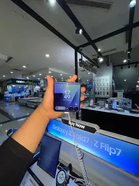 Samsung Galaxy Flip 7