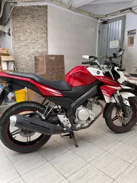 DIJUAL! VIXION 2015 MASIH ORIGINAL TIDAK PERNAH DIPAKE