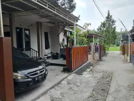 Dijual rumah dekat UMY