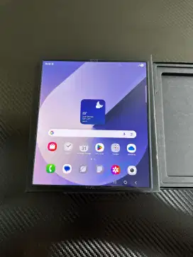 Samsung Z fold 6 LIKENEW