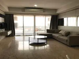 Dijual 3BR dengan Private Lift di Menteng Park Full Furnished Bagus