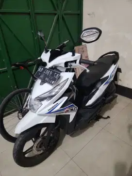 Beat eco 2018 putih gbm
