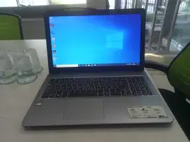 Laptop Asus X540Y kondisi Normal