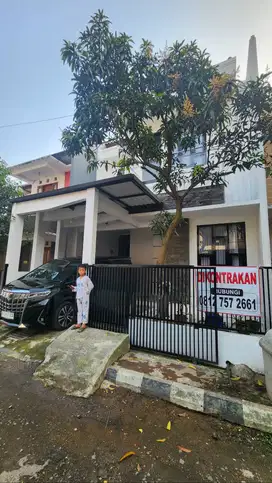 Di sewakan rumah minimalis di komplek elit BBR