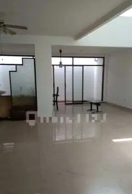 Disewakan Rumah Rapih Siap Huni di Modernland Tangerang