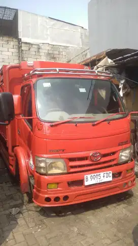 Cash kridit Truk Dyna 2014 PowerStering istimewa