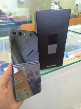 Second Samsung Zflip 5g 8/512