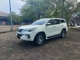 TDP 35 JT FORTUNER VRZ 2.4 DIESEL A.T 2016