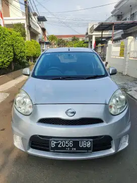 Nissan March Sports Version 1.2 matic 2011