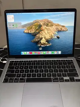 MACBOOK AIR 2020 RAM 8/128Gb