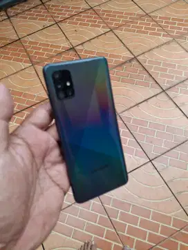 Samsung A51 lumayan mulus, minus dikit