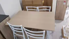 Meja Makan Murah 4 Kursi