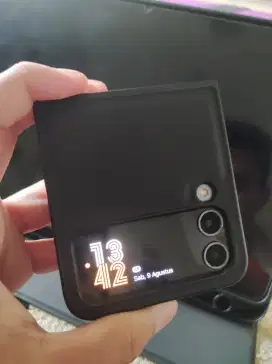 Samsung z flip 4