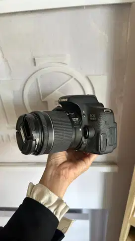 CANON 750D + KIT IS STM ICK 1130