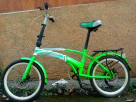 Sepeda lipat odessy uk20
