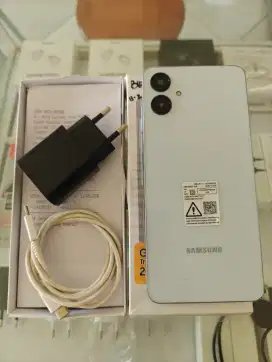 Samsung A06 (4+4/128) Fullset bonus batok
