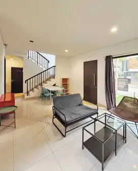 Disewakan Rumah Cluster Prestigia Kawasan Eminent BSD