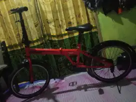 Sepeda lipat ukuran 20