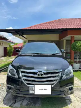 Kijang Innova Type V Matic Diesel 2014