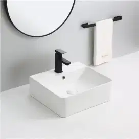 Rak Gantung Sepatu Minimalis