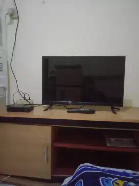 Jual tv LED Polytron 24 inchi dan stb