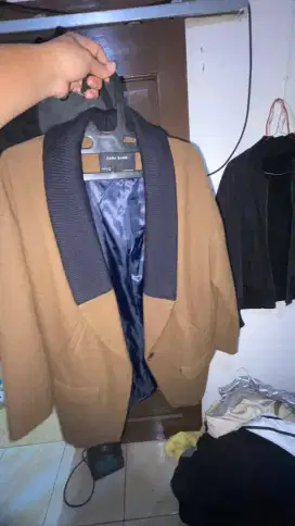 Jas bahan zara basic