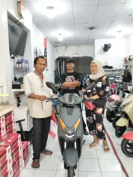 SELIS D65 UWINFLY