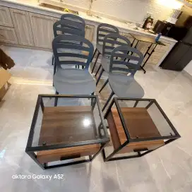 Bongkar pasang furniture