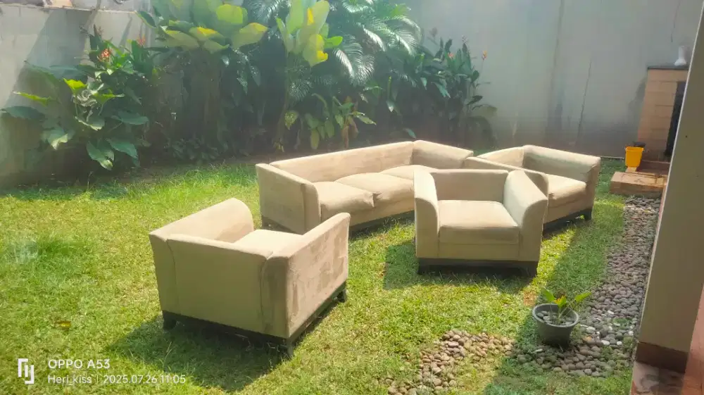 Londri sofabed panggilan