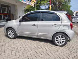nissan march xs 1.5 L m/t