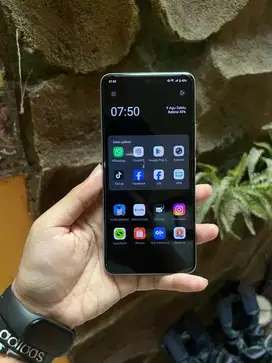 Iqoo z10 (vivo) ram 12/256