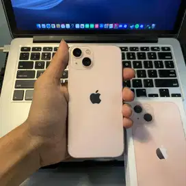 BU iPhone 13 128gb All Provider Mulus