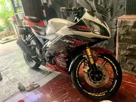MOTOR R15 V2 2015 ORIAN PEMAIKAIAN CEWE BONUS 2 KNALPOT SURAT LENGKAP