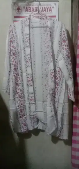 Outer pantai motif bunga