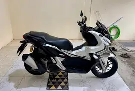 Honda ADV 150 ABS ISS (Tipe Tertinggi) MULUSSS Surat Lengkap