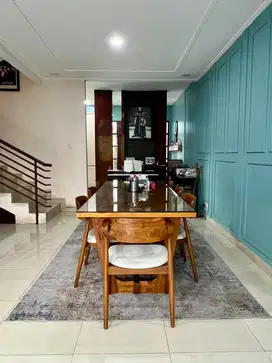 Rumah Dalam Cluster Area Veteran Jakarta Selatan