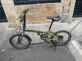 Sepeda lipat ukuran ban 20