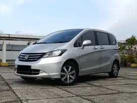 Honda Freed PSD 1.5E AT 2011