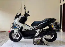Honda ADV 150 ABS ISS (Tipe Tertinggi) MULUSSS Surat Lengkap
