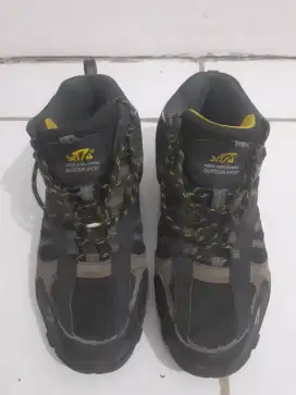 Sepatu Gunung Outdoor SNTA Original Size 43