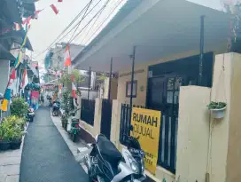 Dijual rumah masih layak huni lokasi bukit duri tanjakan tebet