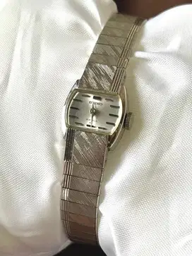 Jam tangan seiko ladies vintage