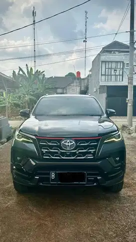 Jual Cepat! Fortuner VRZ TRD